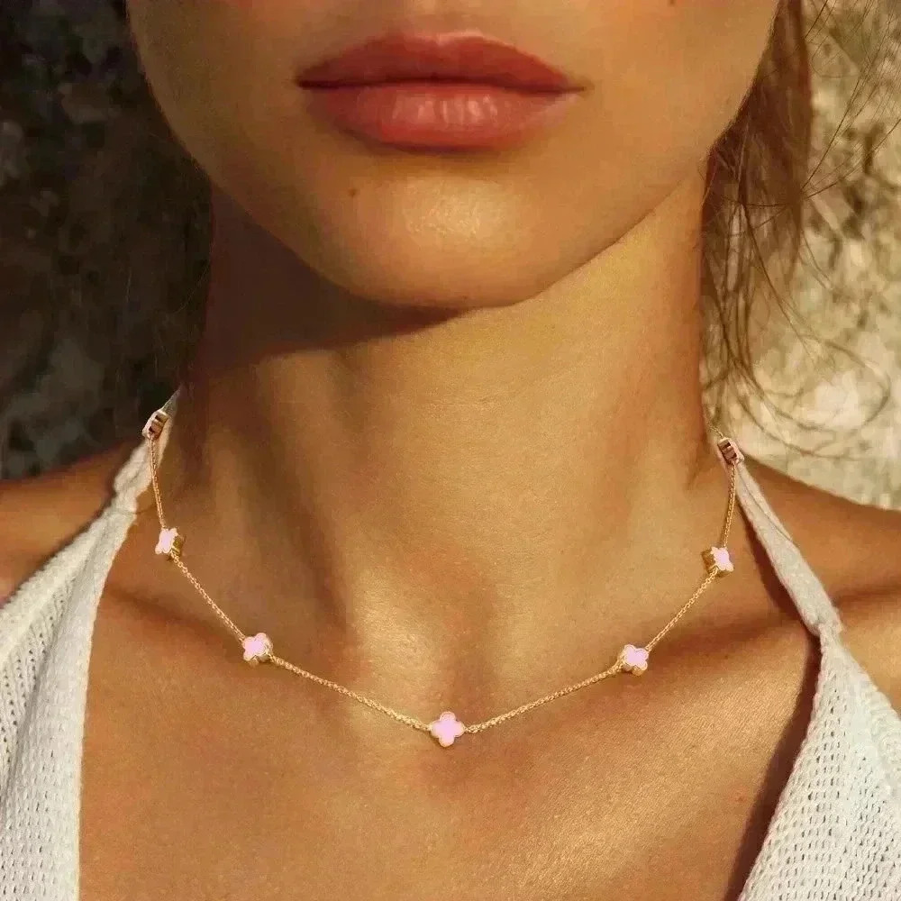 PINK QUATREFOIL/CLOVER STATION NECKLACE    (NEW)